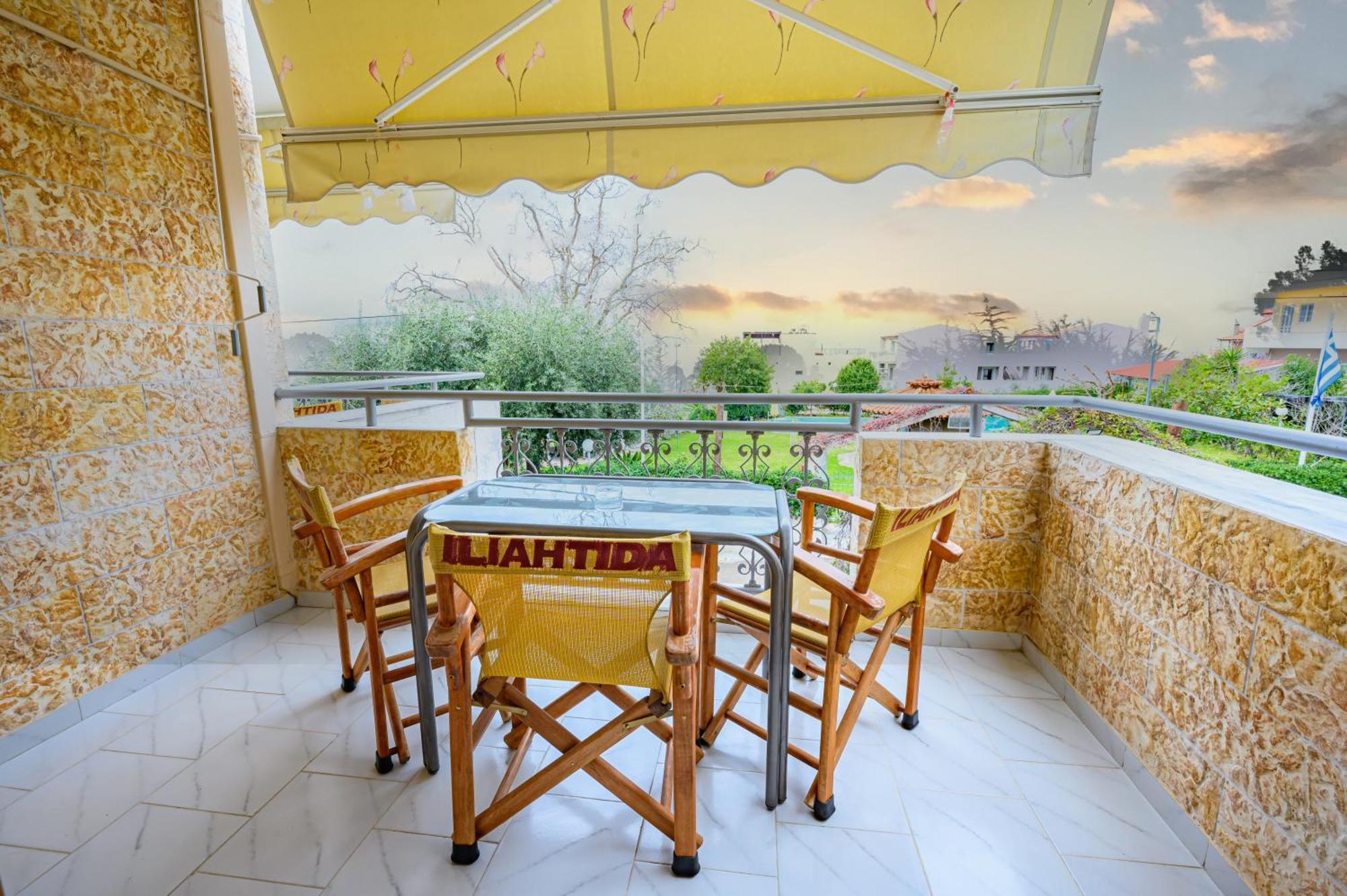 Iliahtida Apartments Rovies Bagian luar foto