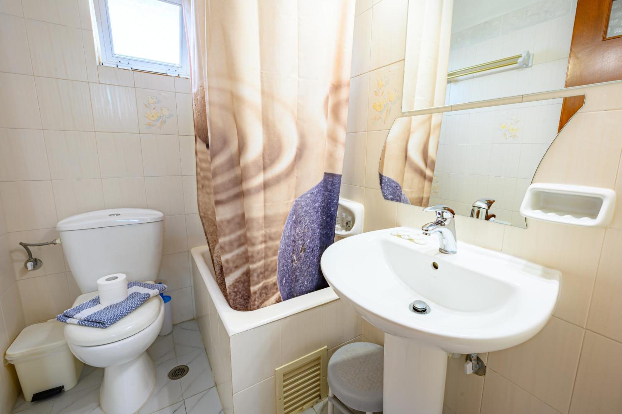 Iliahtida Apartments Rovies Bagian luar foto