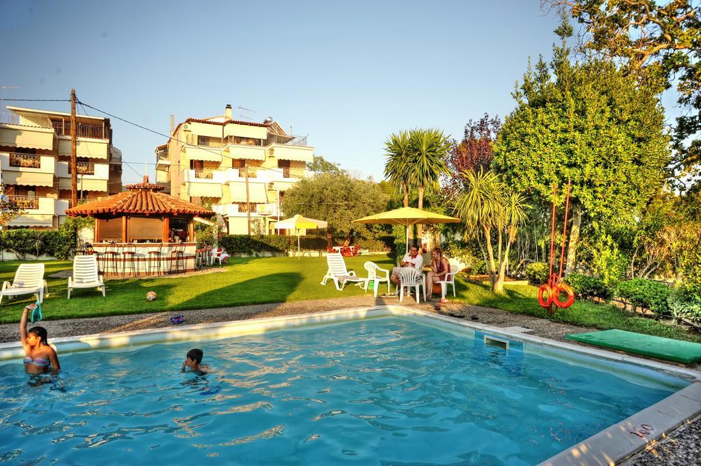 Iliahtida Apartments Rovies Bagian luar foto